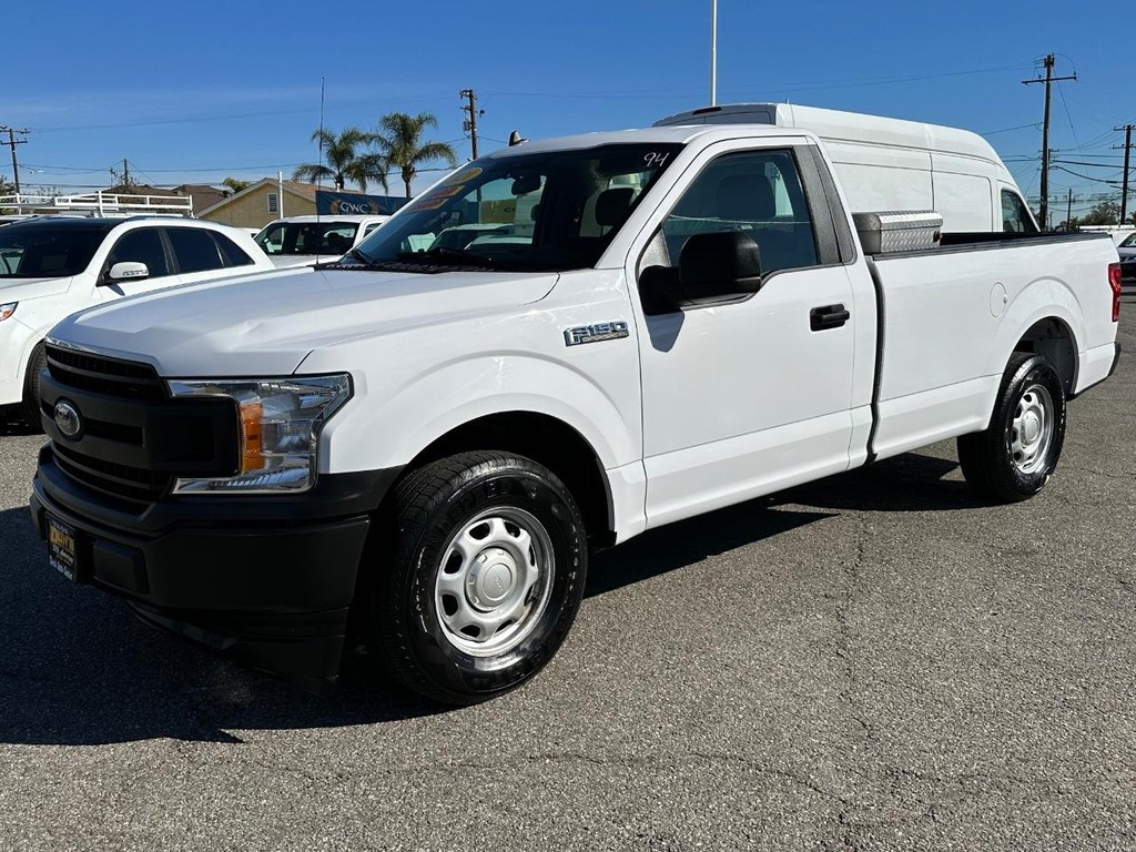Ford F-150 Vehicle Full-screen Gallery Image 12
