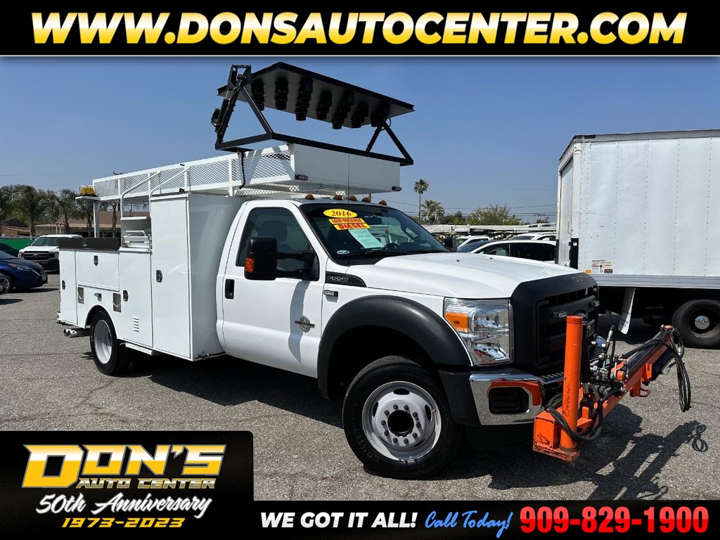 The 2016 Ford F-550 Utility Traffic Control Truck  photos