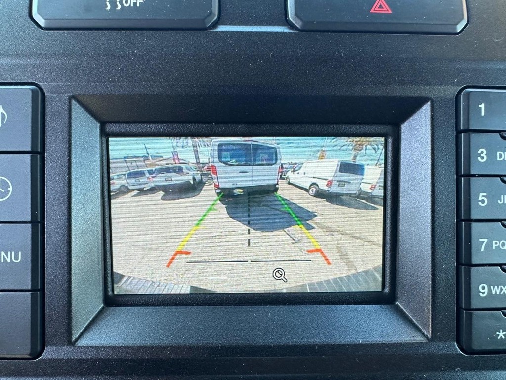 Ford F-350 Vehicle Full-screen Gallery Image 40