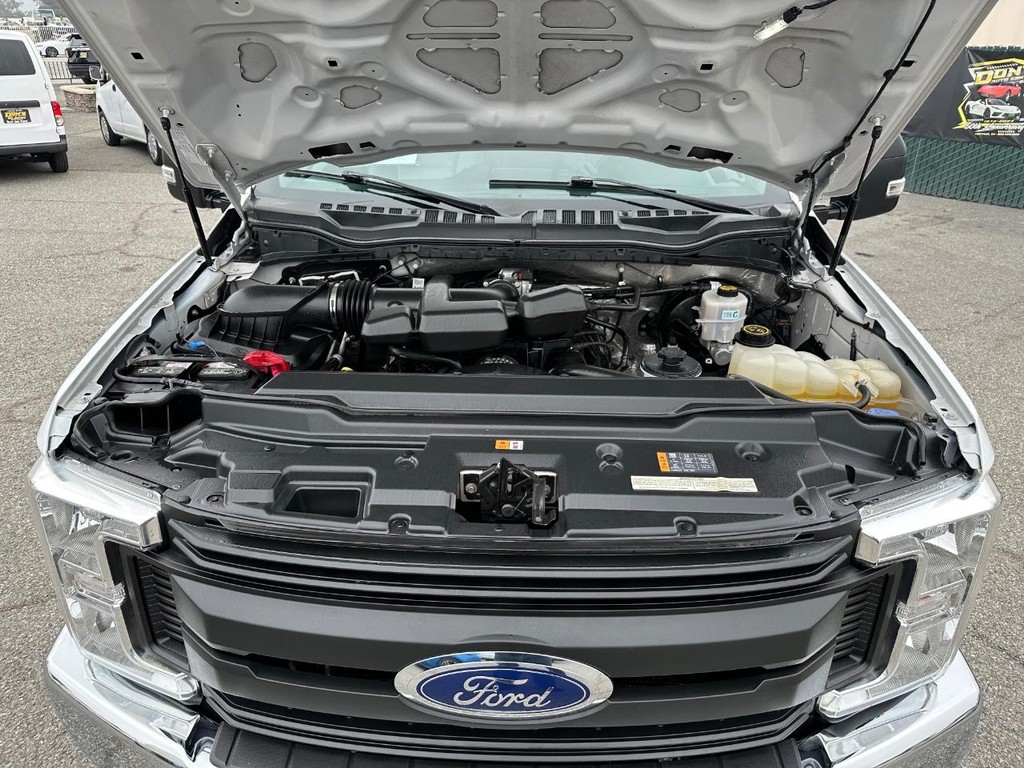 Ford F-350 Vehicle Full-screen Gallery Image 55