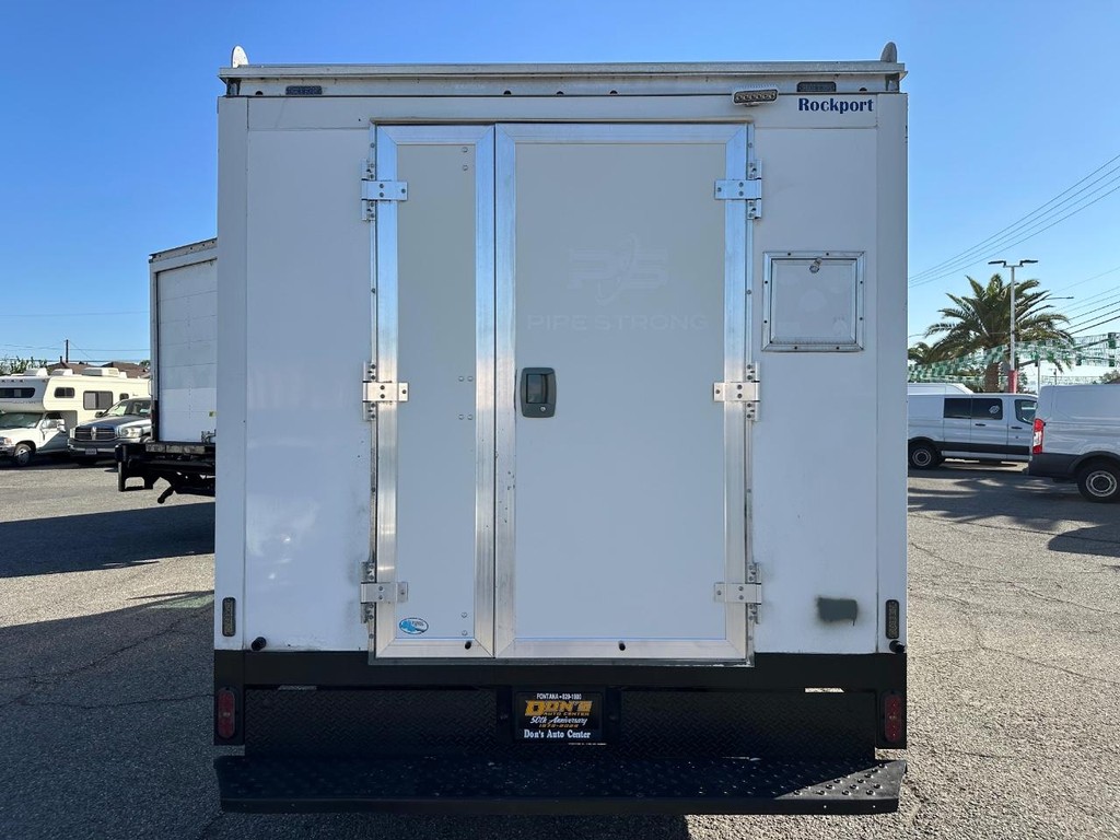2019 Ford E-450 photo 5