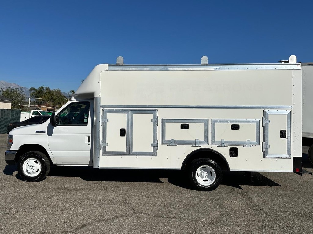 2019 Ford E-450 photo 7