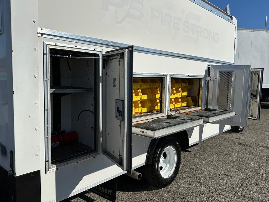2019 Ford E-450 photo 12