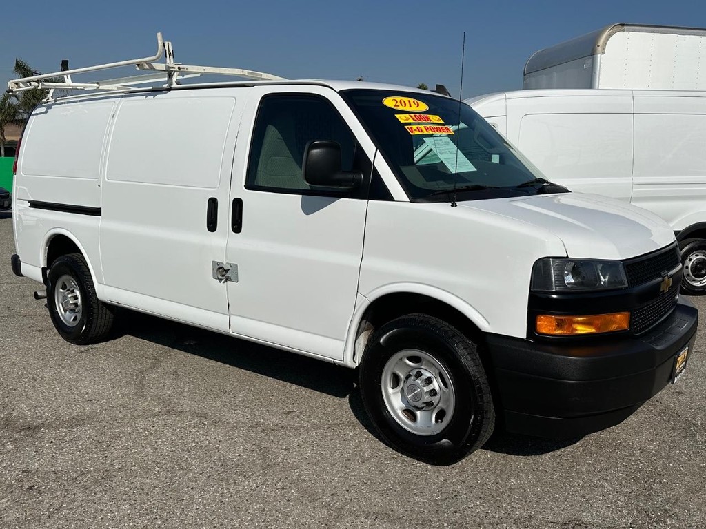 2019 Chevrolet Express Cargo Work Van photo 4