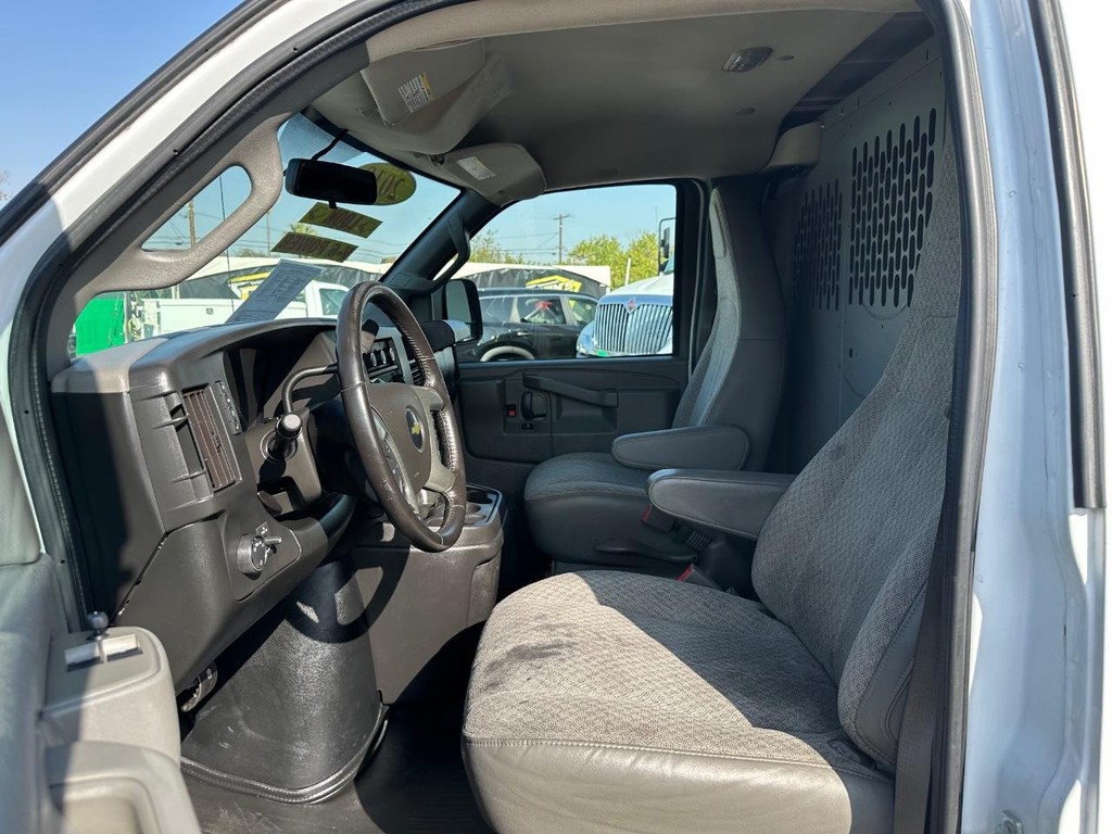 2019 Chevrolet Express Cargo Work Van photo 24