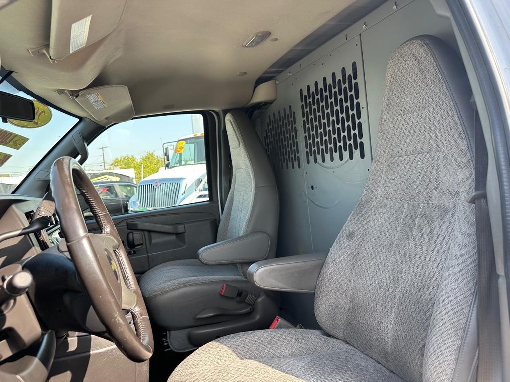 2019 Chevrolet Express Cargo Work Van photo 25