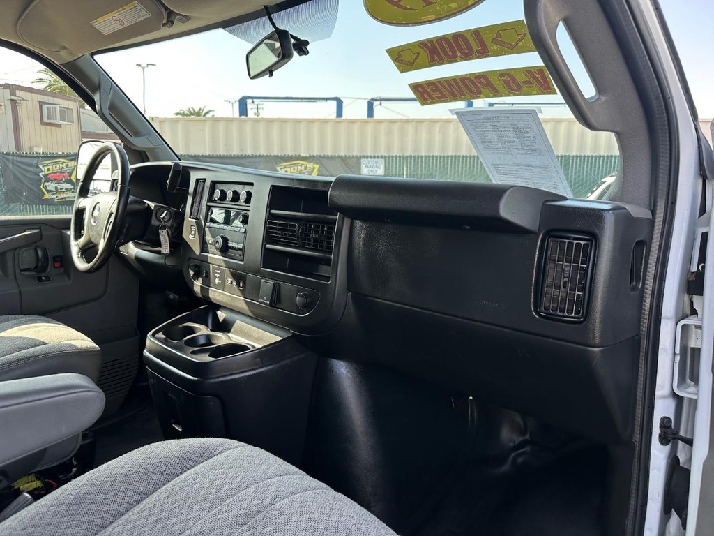 2019 Chevrolet Express Cargo Work Van photo 27