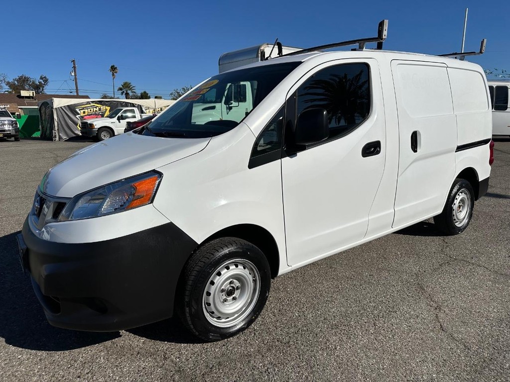 2016 Nissan NV200 SV photo 13