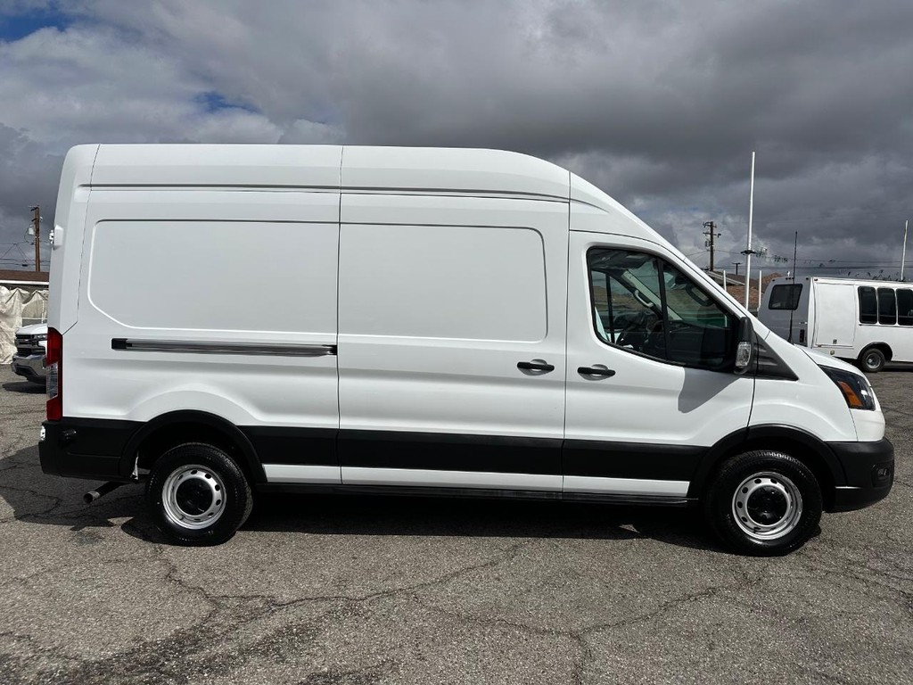 2020 Ford Transit Cargo Van photo 3
