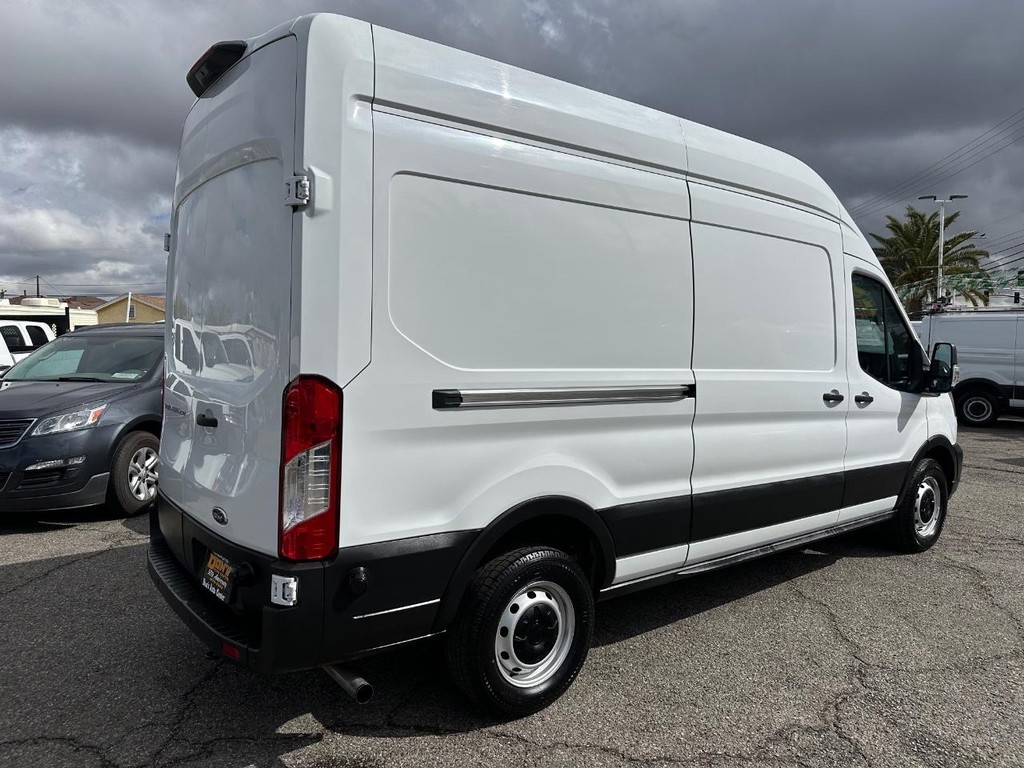 2020 Ford Transit Cargo Van photo 4