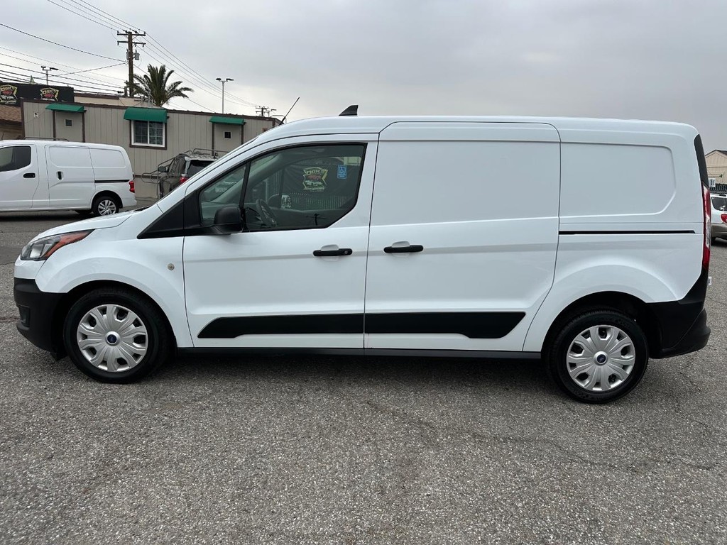 Ford Transit Connect Vehicle Full-screen Gallery Image 12