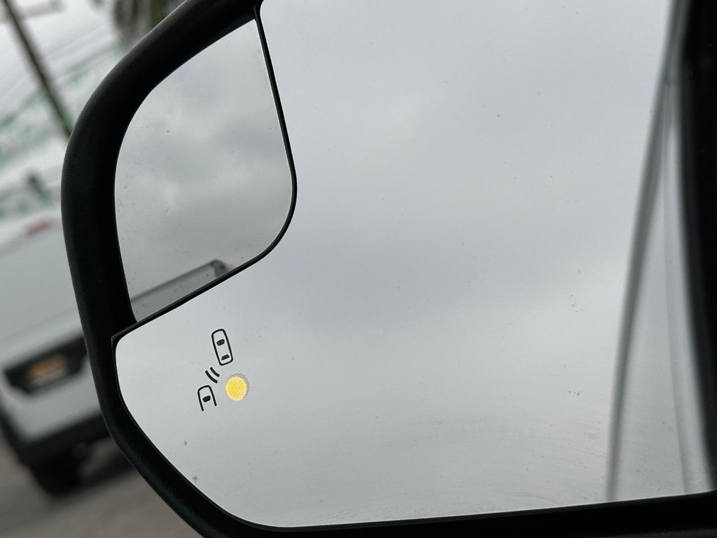 Ford Transit Connect Vehicle Full-screen Gallery Image 42