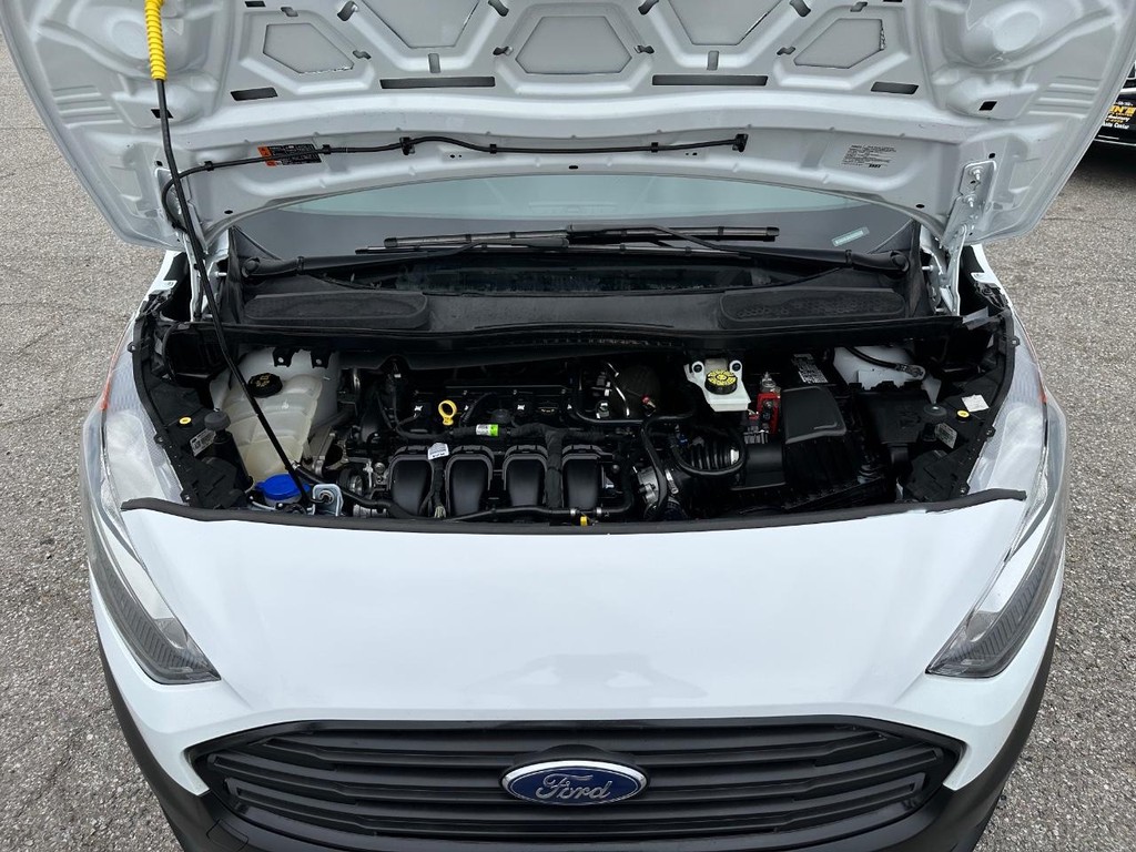 Ford Transit Connect Vehicle Full-screen Gallery Image 43