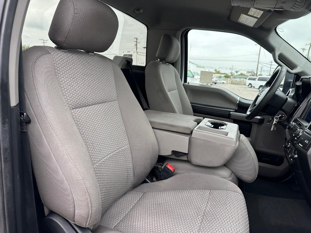 Ford F-250 Vehicle Full-screen Gallery Image 22