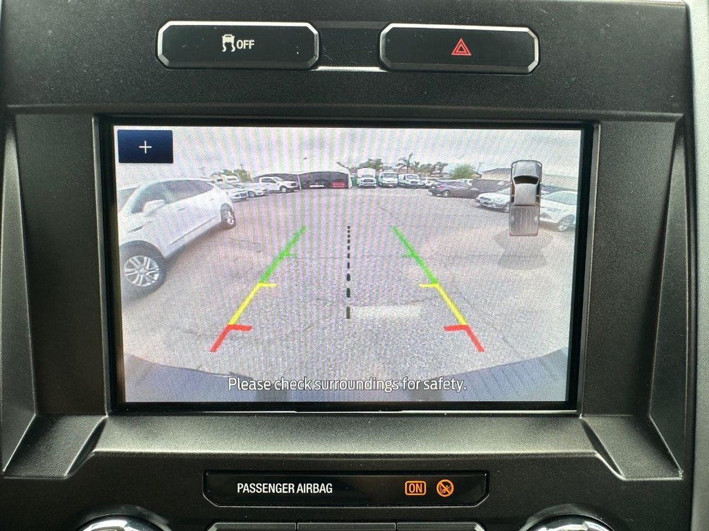 Ford F-250 Vehicle Full-screen Gallery Image 30