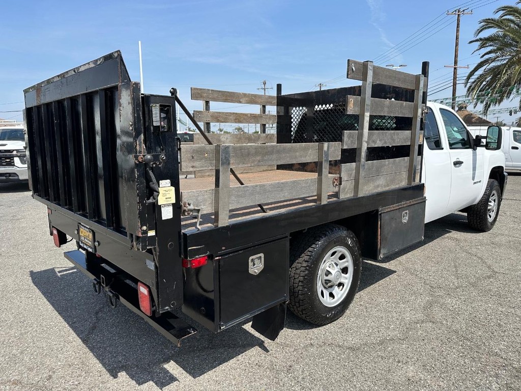 2012 Chevrolet Silverado 3500HD photo 4