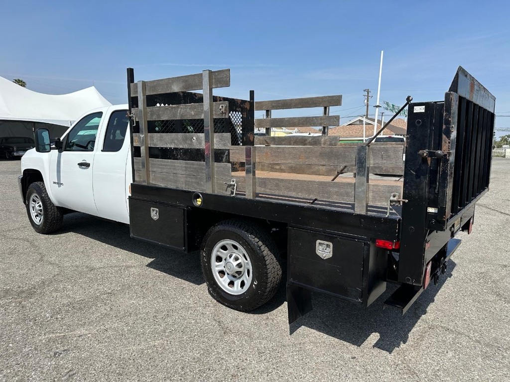 Chevrolet Silverado 3500HD Vehicle Full-screen Gallery Image 09