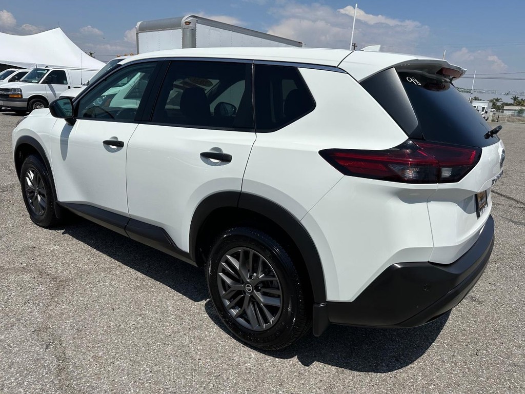 2021 Nissan Rogue S photo 6