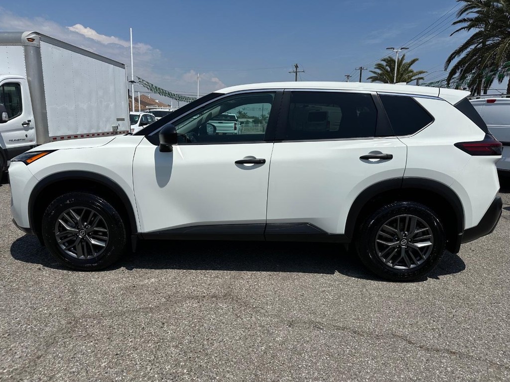 2021 Nissan Rogue S photo 7