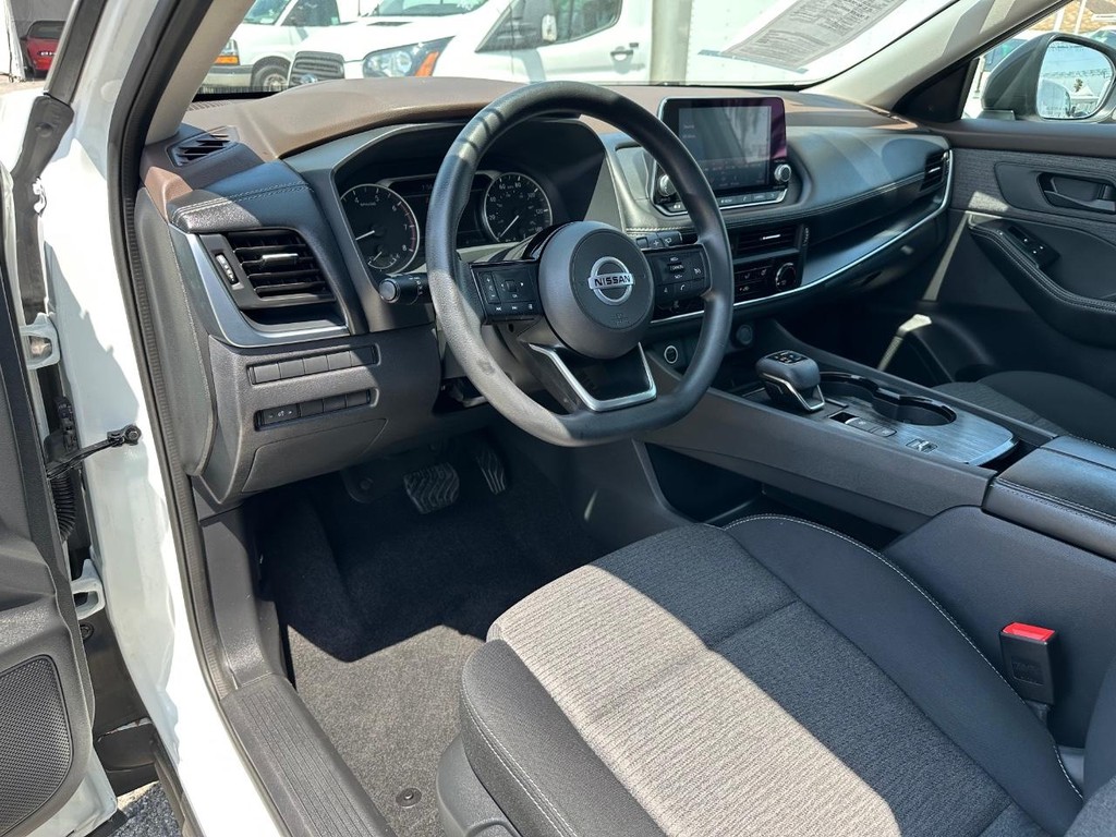 2021 Nissan Rogue S photo 11