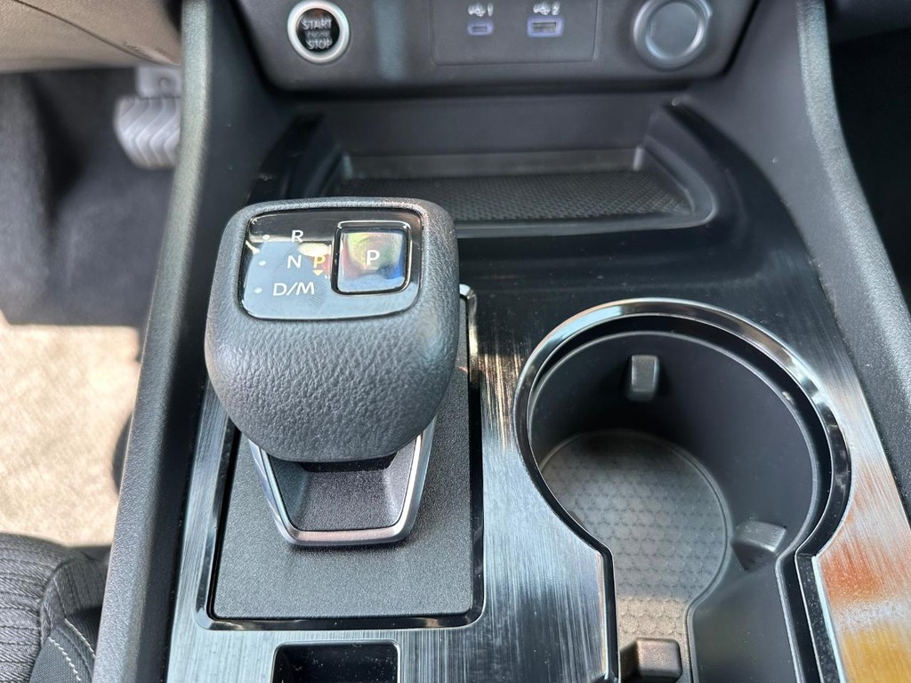 2021 Nissan Rogue S photo 29