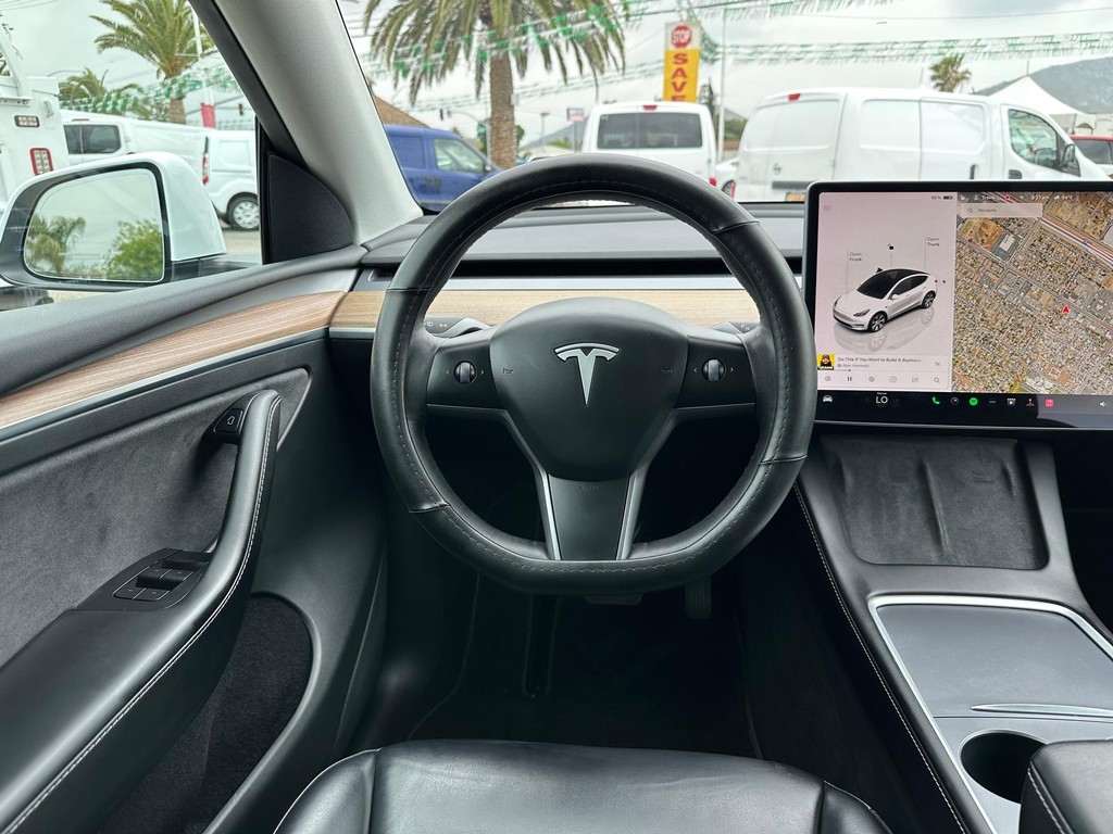 2022 Tesla Model Y Long Range photo 21