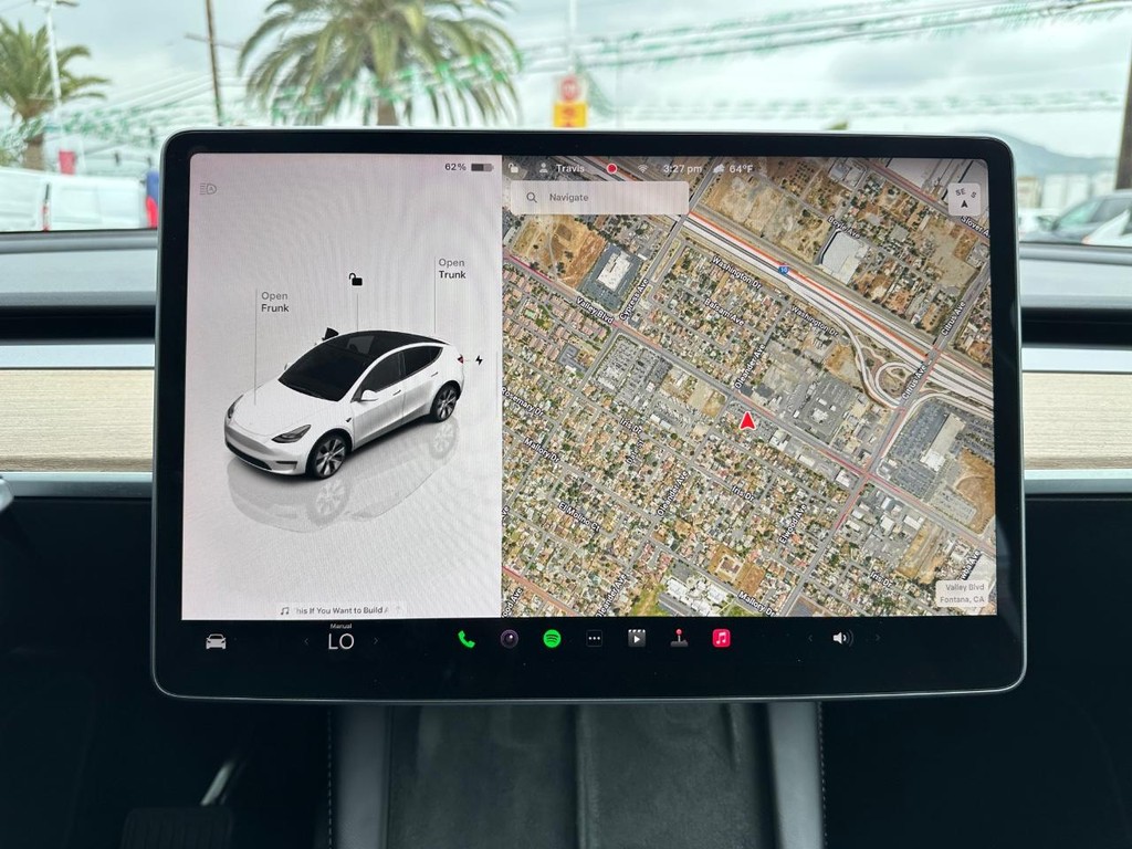 2022 Tesla Model Y Long Range photo 22
