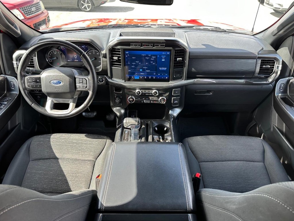 Ford F-150 Vehicle Full-screen Gallery Image 23