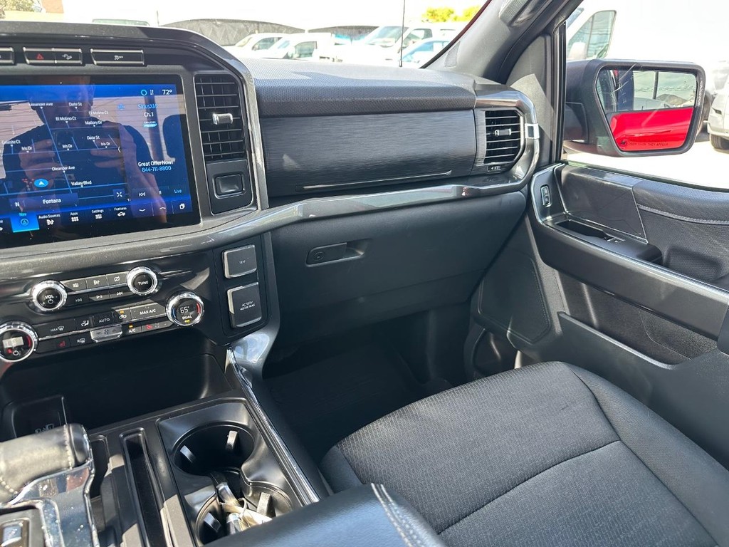 Ford F-150 Vehicle Full-screen Gallery Image 26