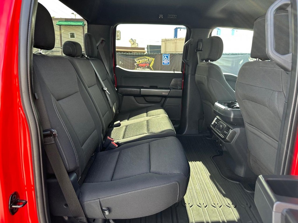 Ford F-150 Vehicle Full-screen Gallery Image 30