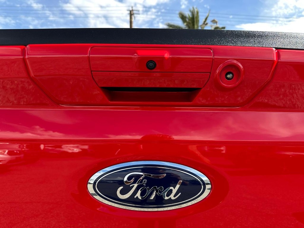 Ford F-150 Vehicle Full-screen Gallery Image 45