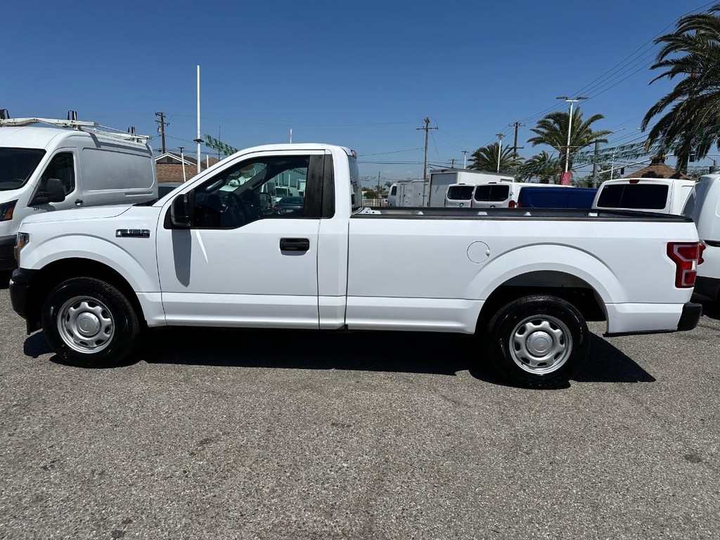 Ford F-150 Vehicle Full-screen Gallery Image 11