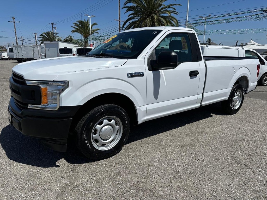 Ford F-150 Vehicle Full-screen Gallery Image 12