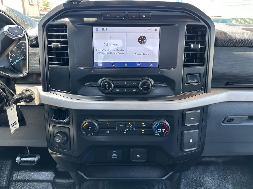 Ford F-150 Vehicle Full-screen Gallery Image 31