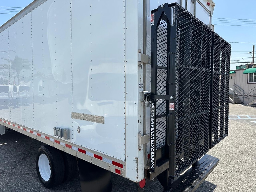 2019 Ford Transit photo 18