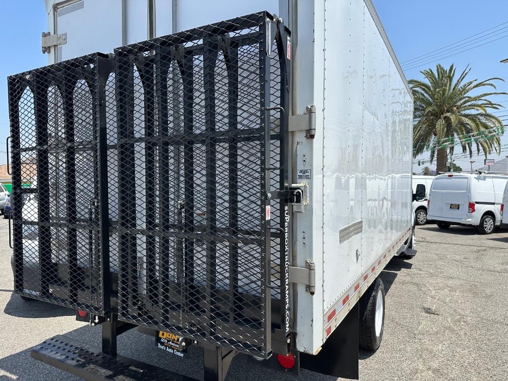 2019 Ford Transit photo 19