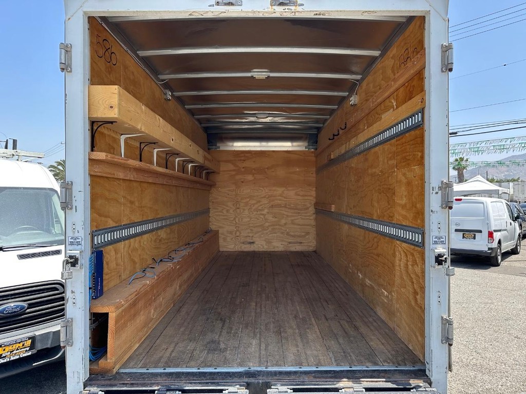 2019 Ford Transit photo 21