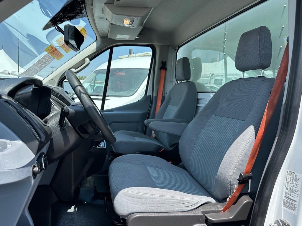 2019 Ford Transit photo 25