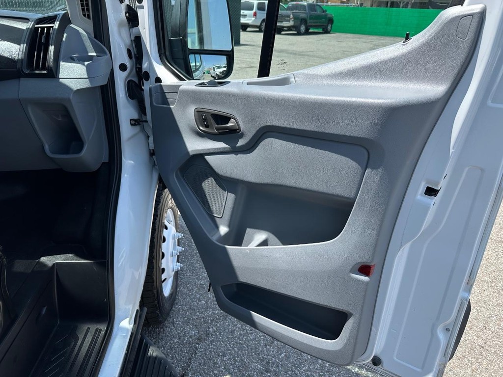 2019 Ford Transit photo 26
