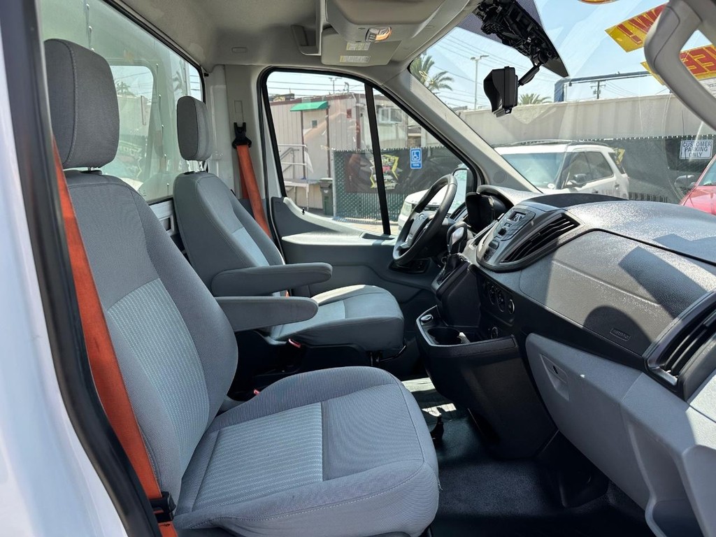 2019 Ford Transit photo 28