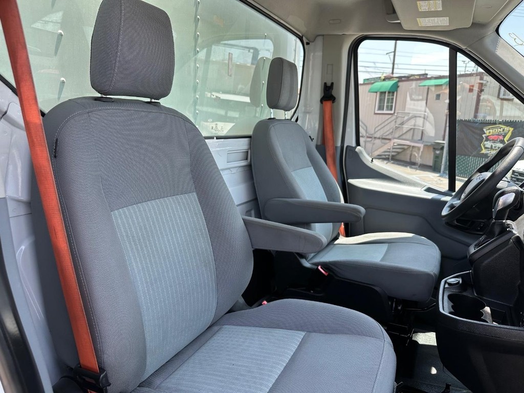 2019 Ford Transit photo 29