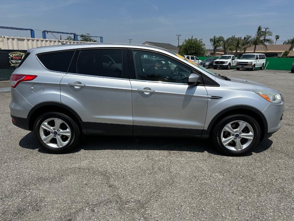 2015 Ford Escape SE photo 3