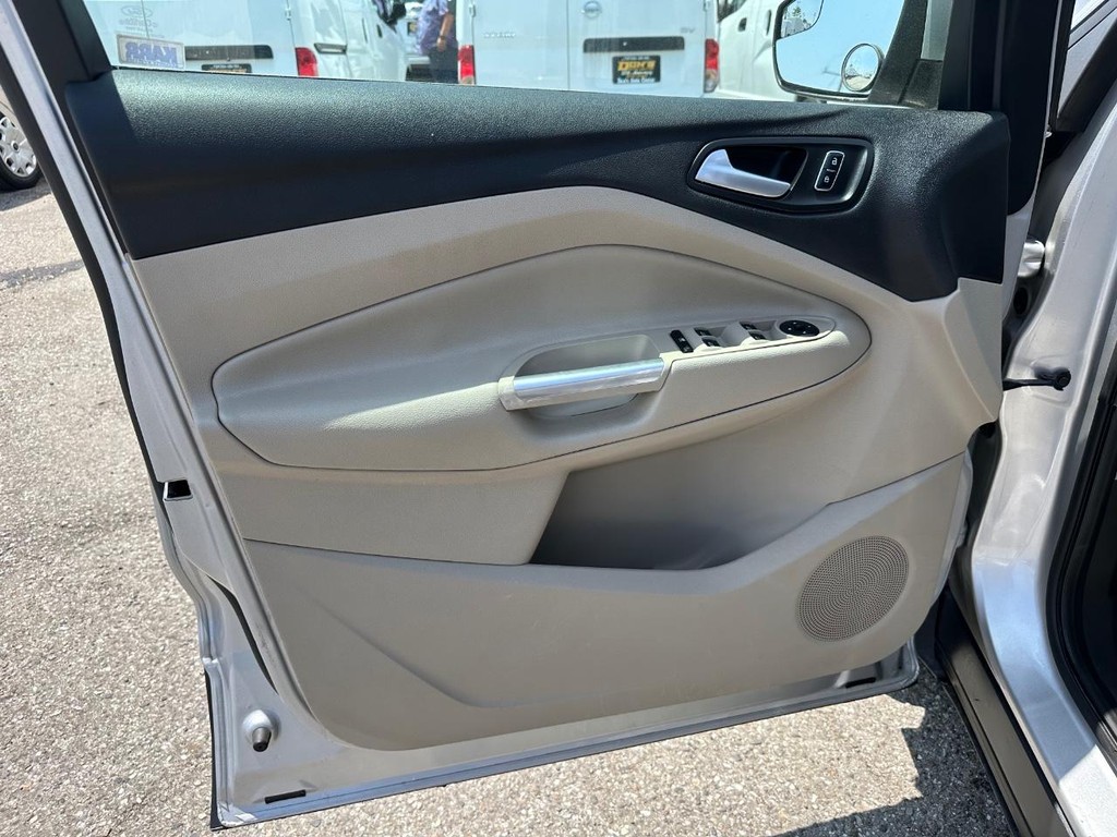 2015 Ford Escape SE photo 10
