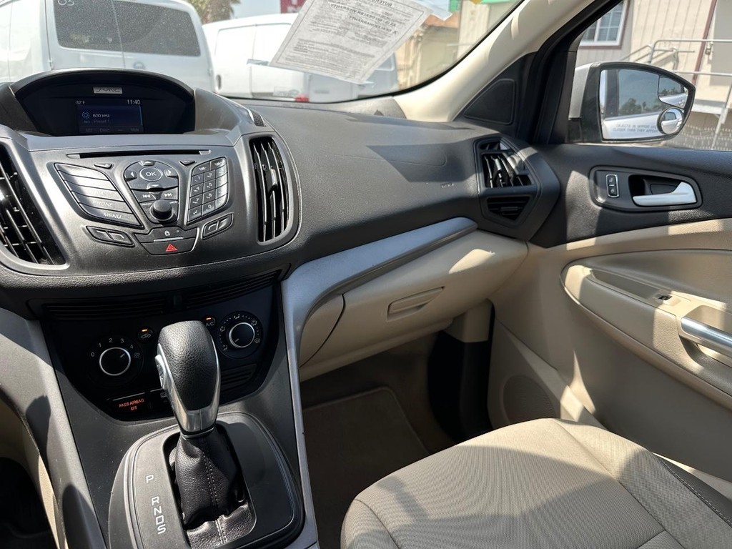 2015 Ford Escape SE photo 21