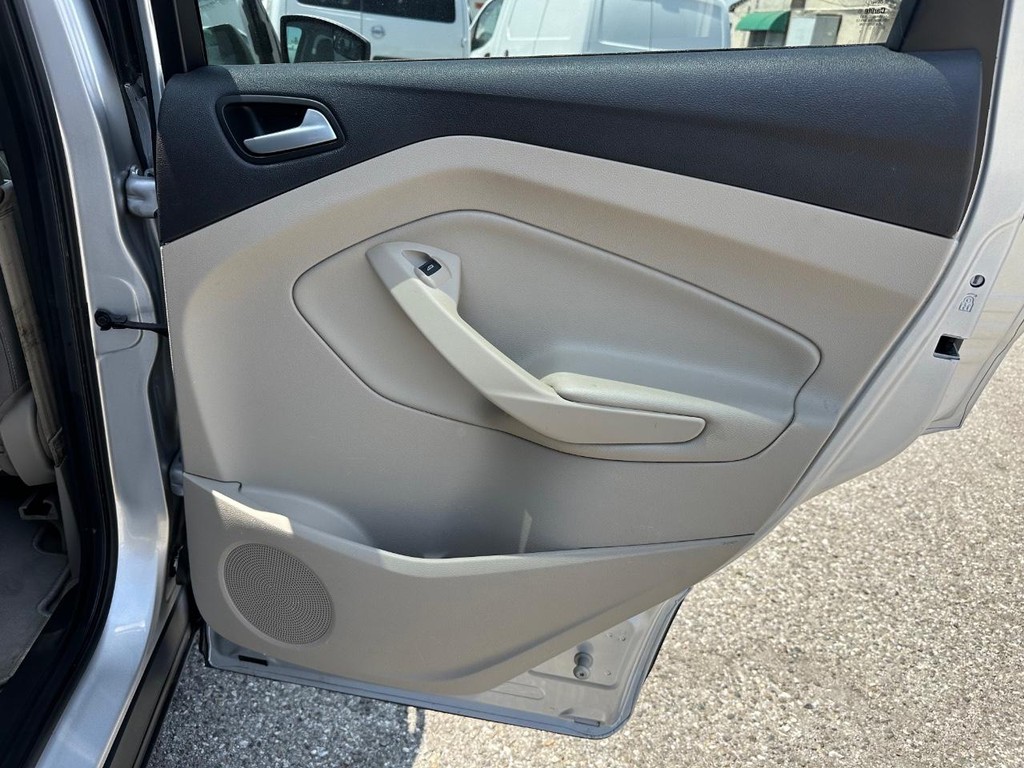 2015 Ford Escape SE photo 23