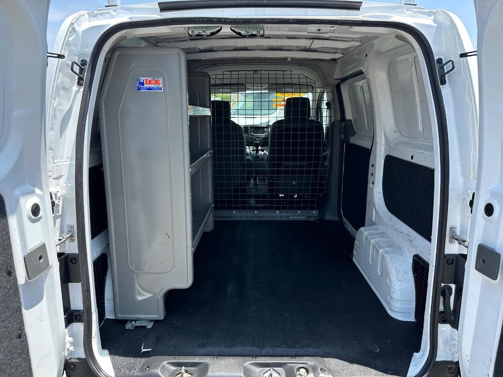 2019 Nissan NV200 photo 9