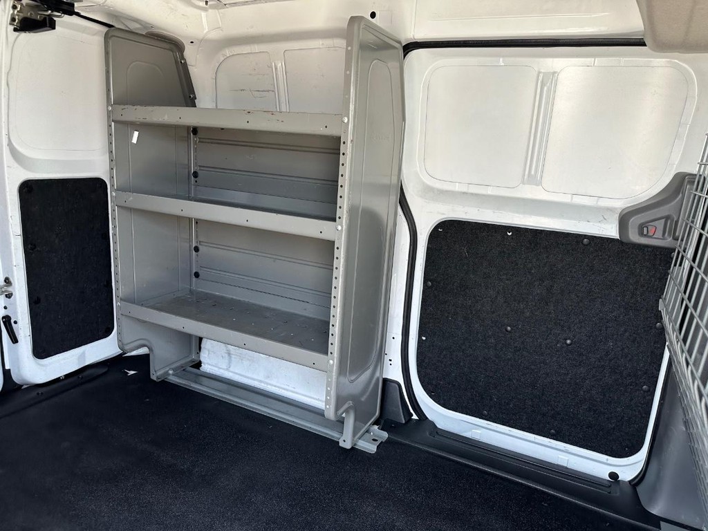 2019 Nissan NV200 photo 14