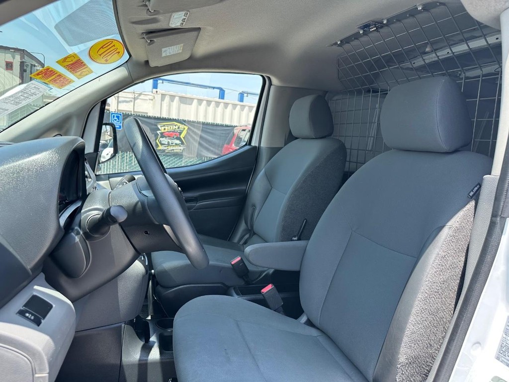 2019 Nissan NV200 photo 21
