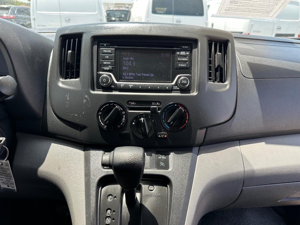 2019 Nissan NV200 photo 27