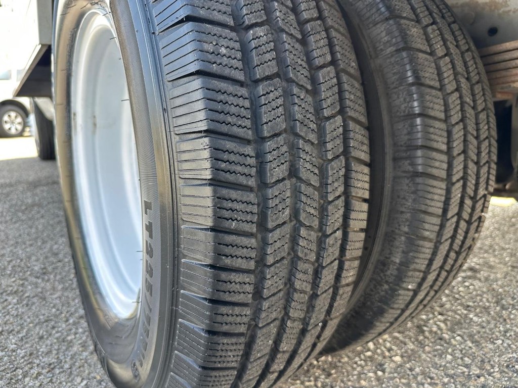 2014 Ford E-350 photo 29